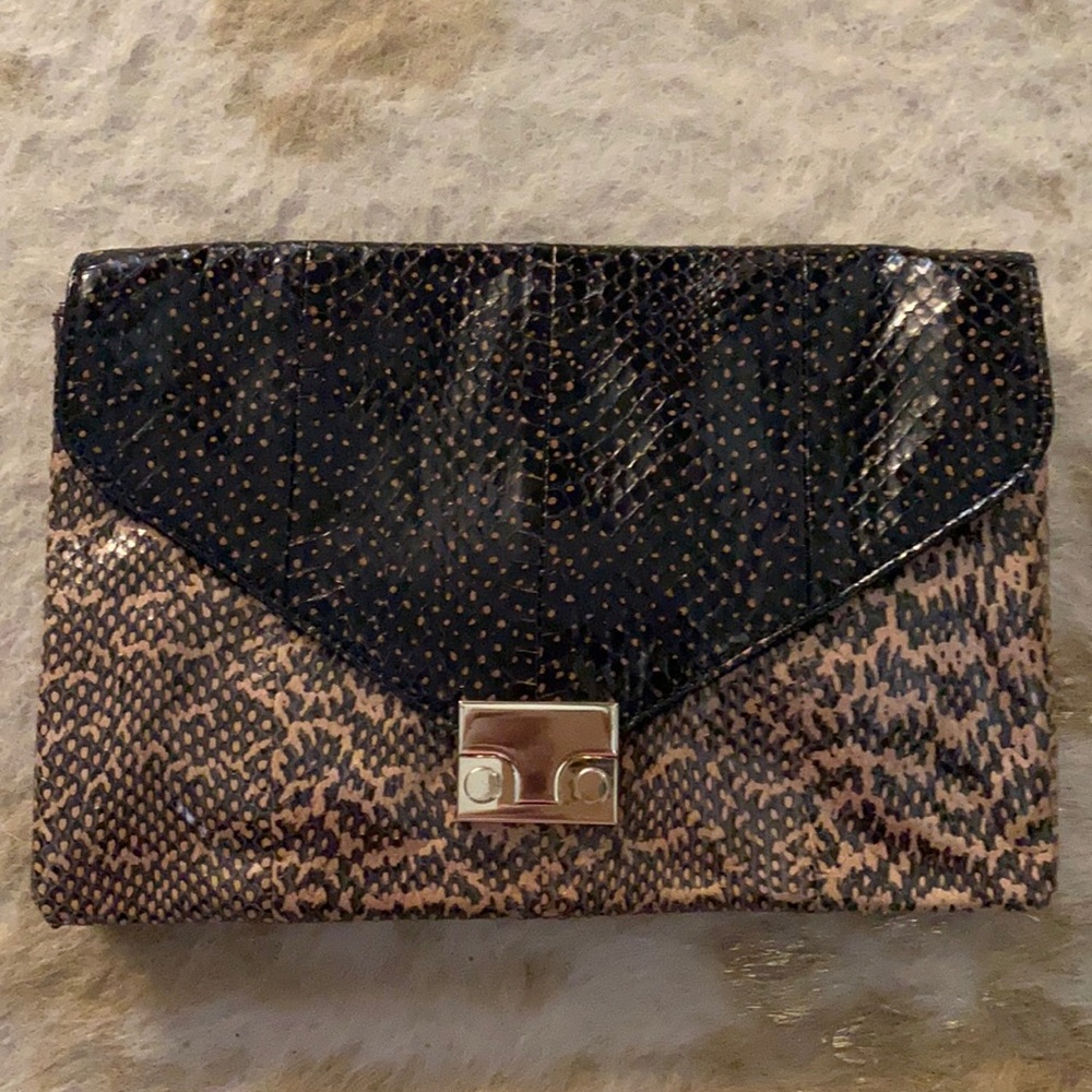 Loeffler Randall Clutch